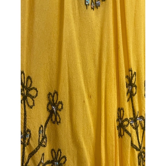 Yellow dress size medium - Picture 5 of 8